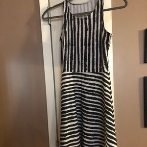 Print sleeveless dress
